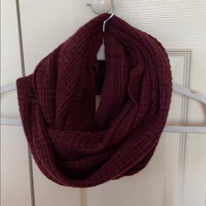 Garage Maroon Infinity Scarf